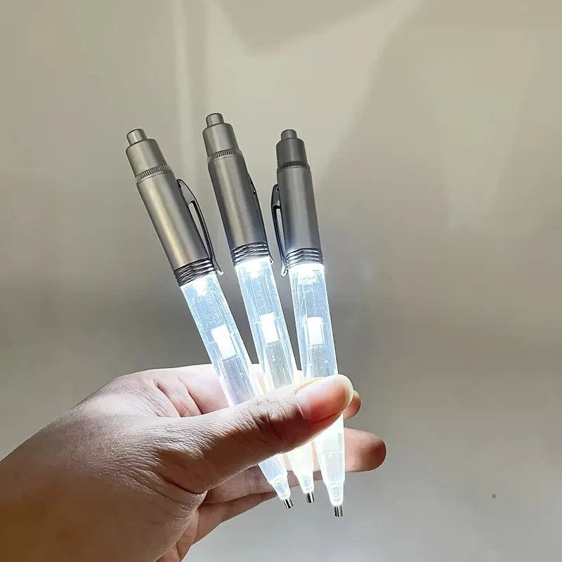 LED Light Diamond Painting Pen - Embroidery Embellishments ulasan dan harga